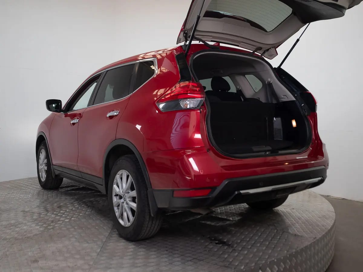 Nissan X-Trail X-Trail 2.5 Sense 4x2 3row Cvt At 5p año 2023