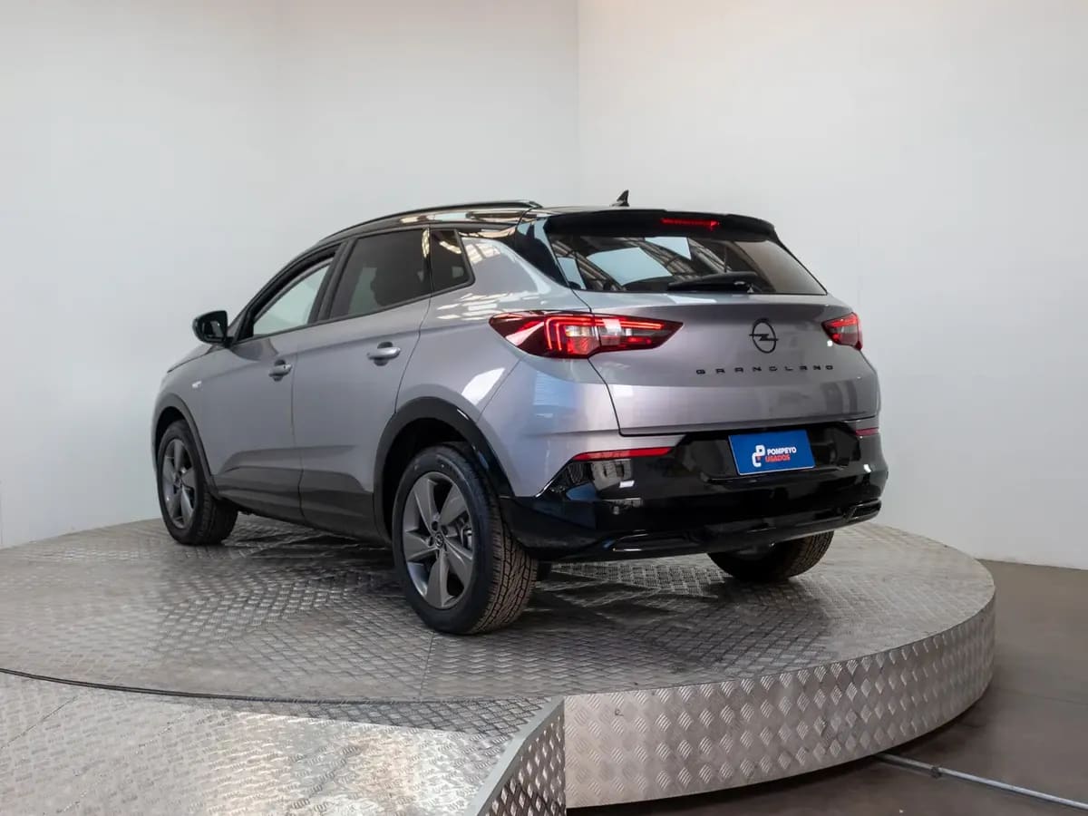 Opel New Grandland Grandland Gs Gasolina 130hp Mt año 2025
