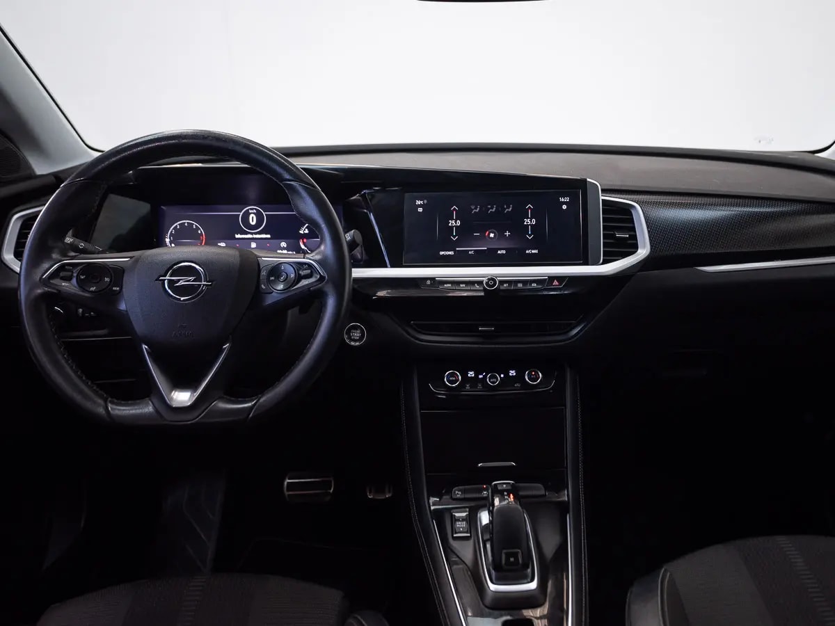 Opel Grandland Grandland 1.2t Ultimate At año 2024