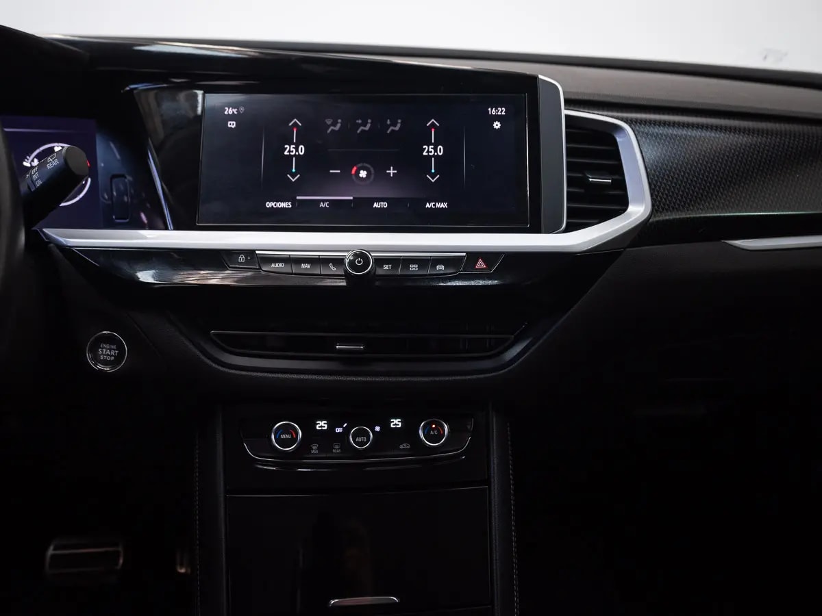 Opel Grandland Grandland 1.2t Ultimate At año 2024