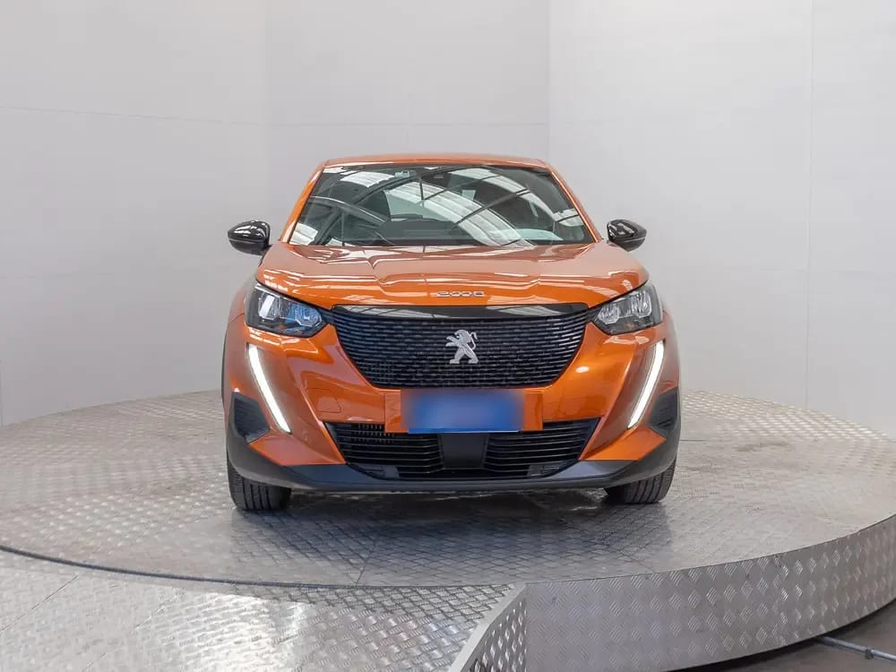 Peugeot 2008 1.2 Active Pack Puretech 130 Mt año 2024