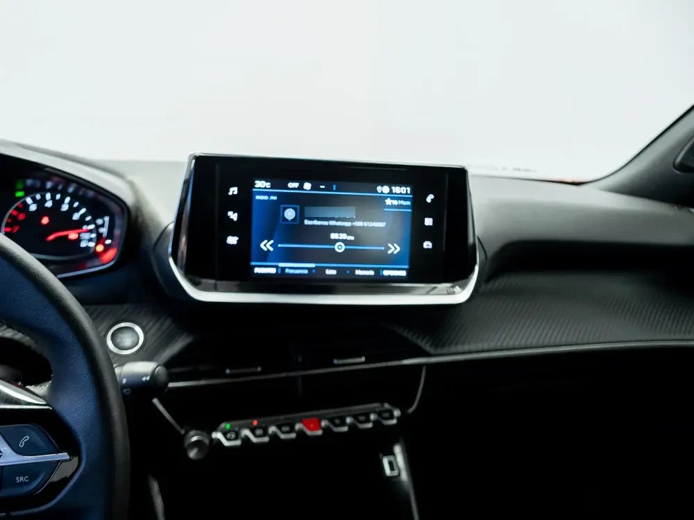 Peugeot 2008 1.2 Active Pack Puretech 130 Mt año 2024
