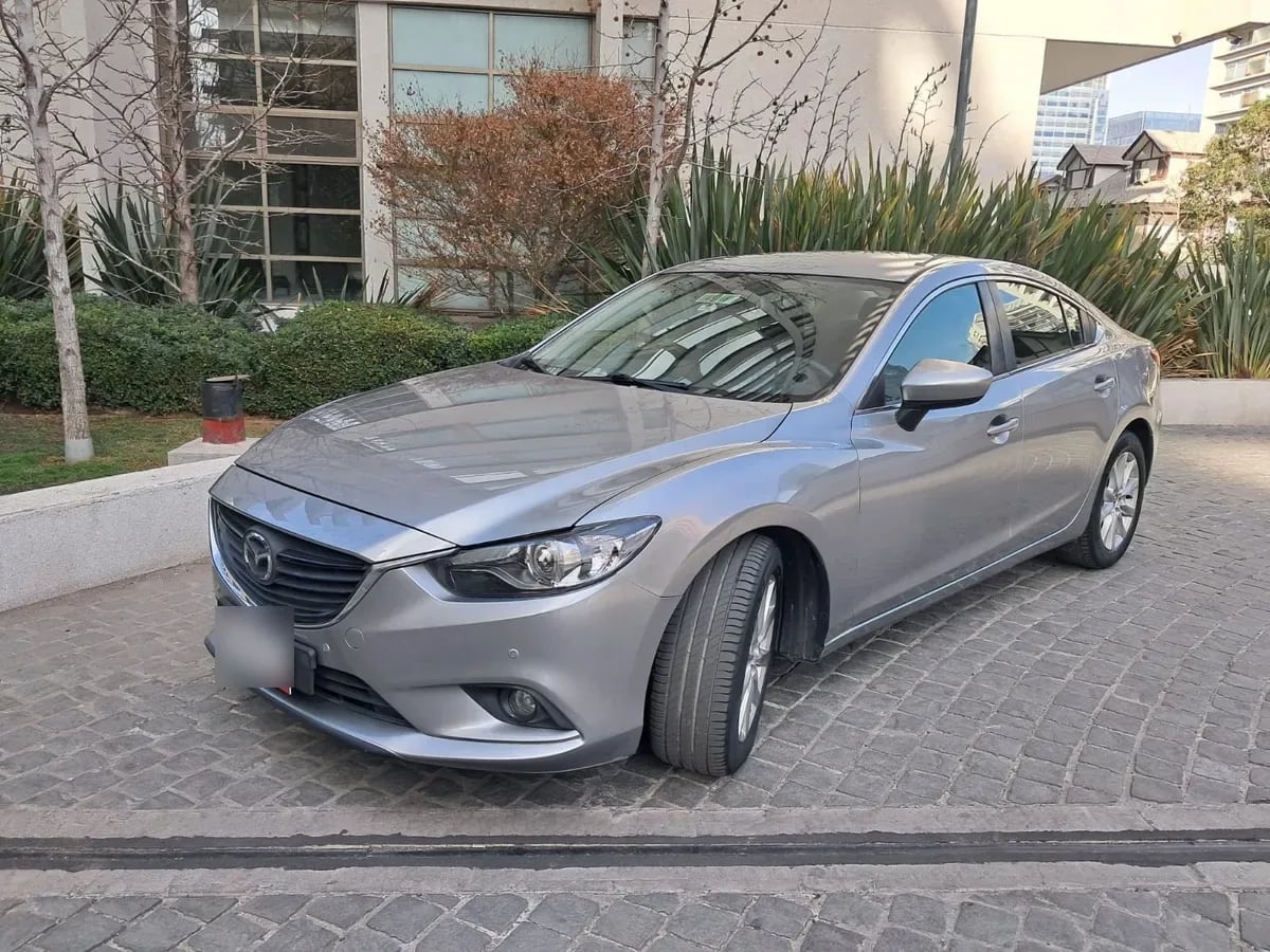 Mazda Mazda6 2.0 At año 2013
