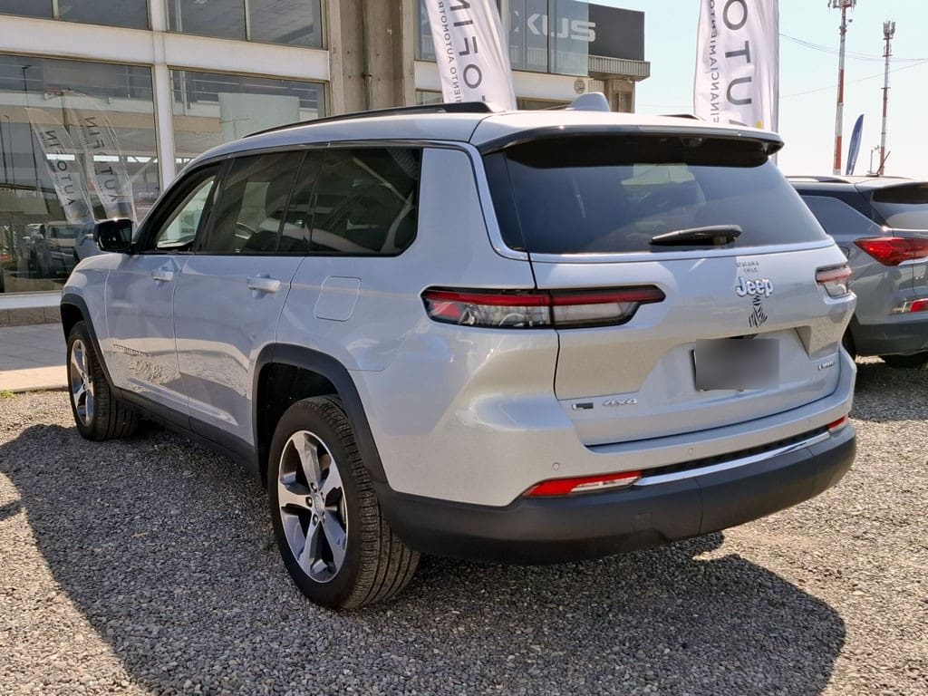 Jeep Grand Cherokee Limited año 2023