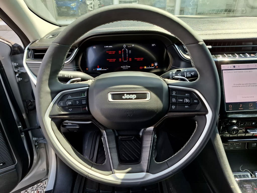 Jeep Grand Cherokee Limited año 2023