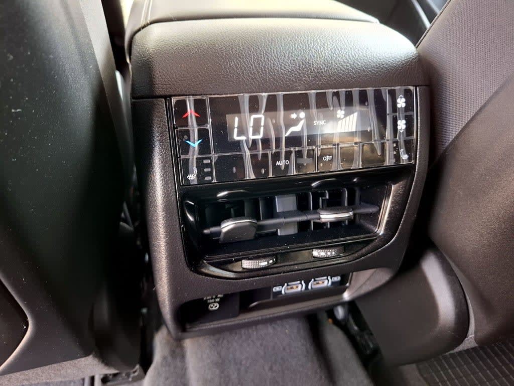 Jeep Grand Cherokee Limited año 2023