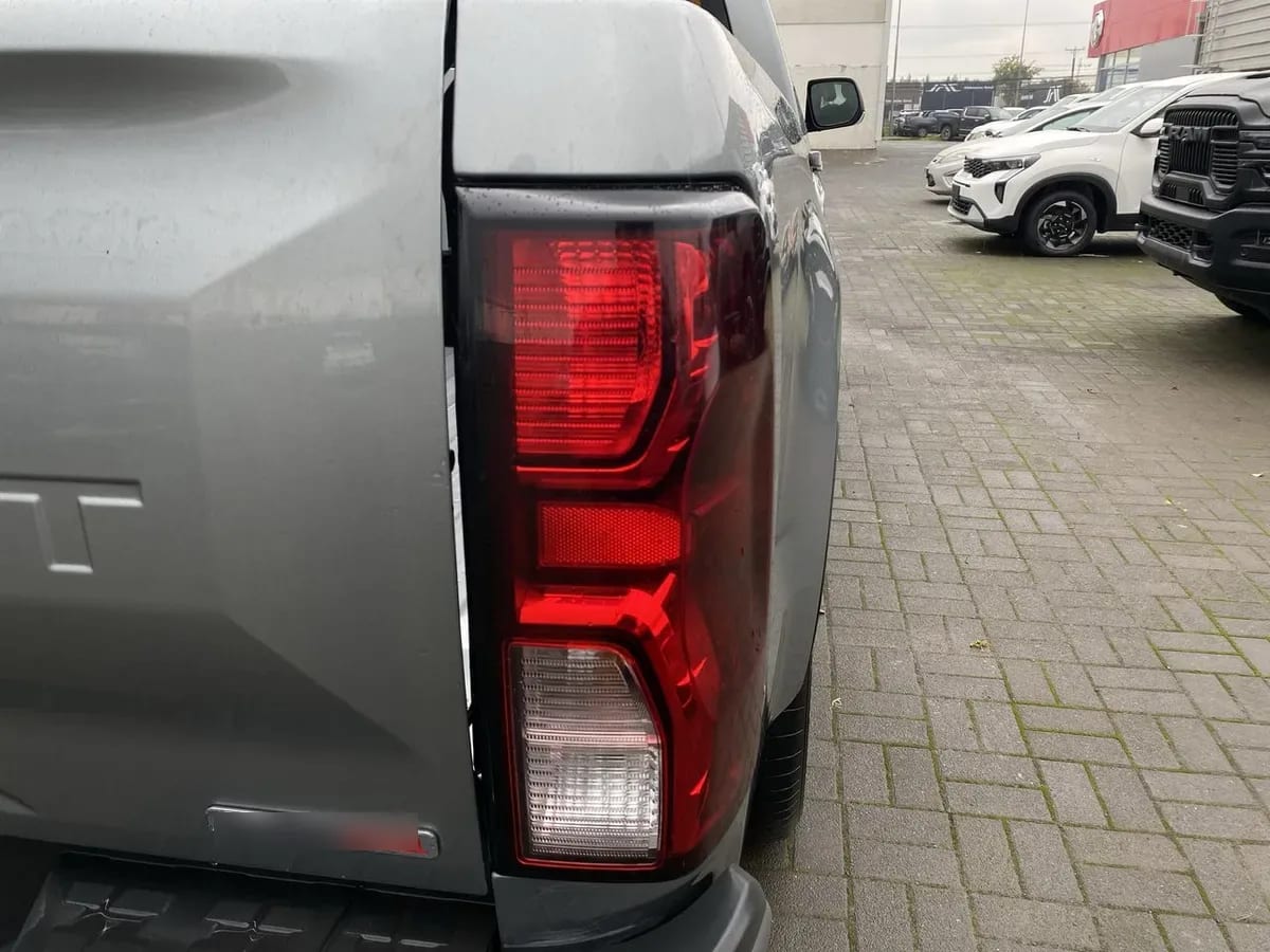 Chevrolet Colorado 2.8 Wt Diesel 4wd At 4p año 2025