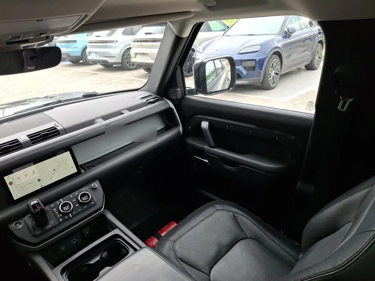 Land Rover Defender 3.0 110 X-Dynamic S Diesel 4x4 300hp At 5p año 2023