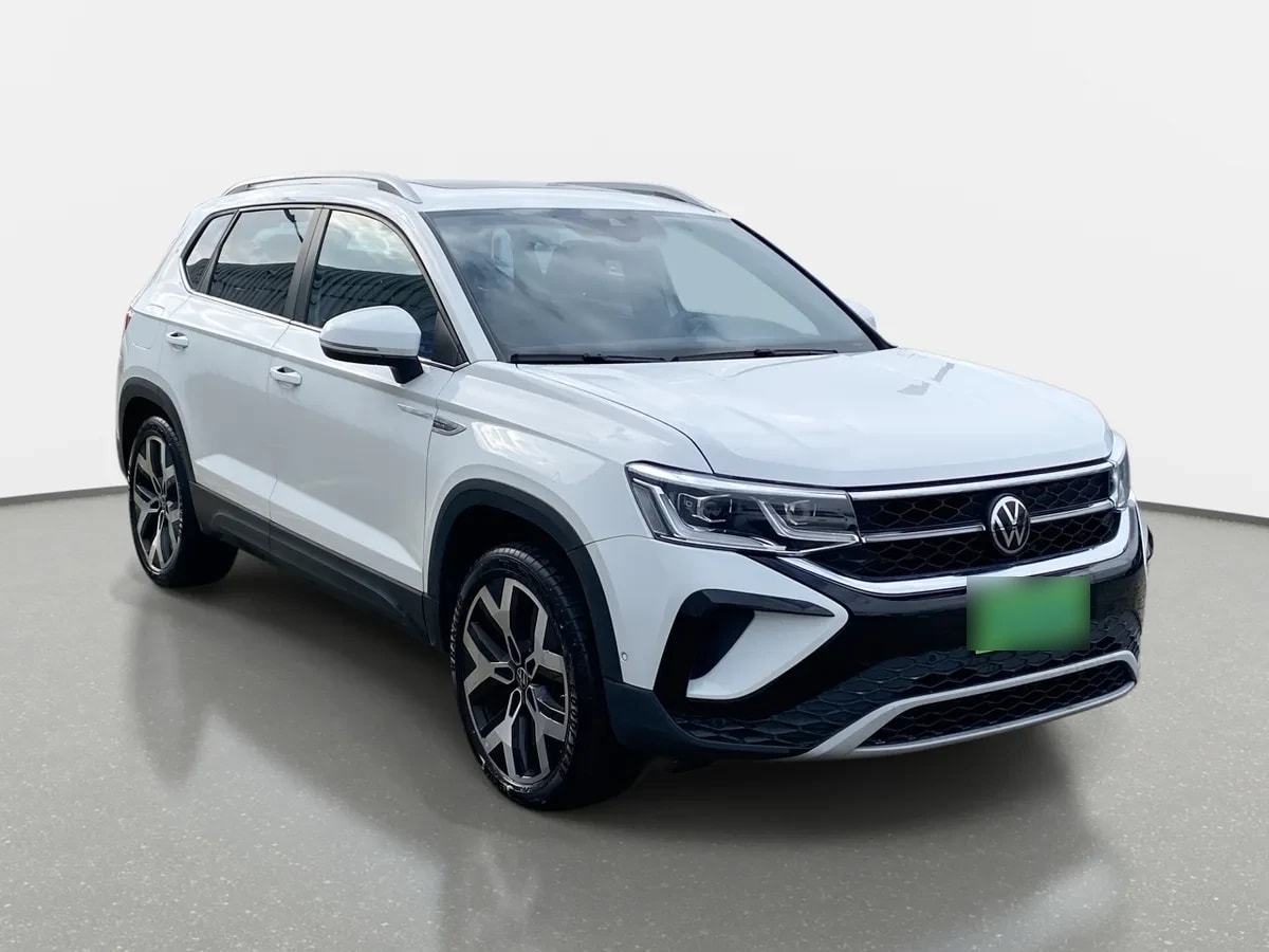 Volkswagen Taos 1.4 Tsi Highline 4x2 At 5p año 2024