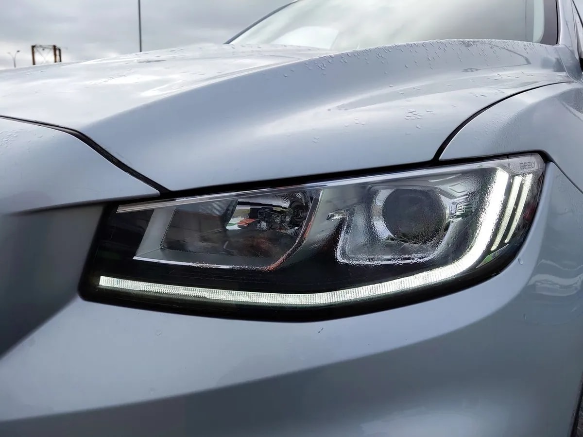 Geely Azkarra 1.5t Comfort 4x2 6at 5p año 2022