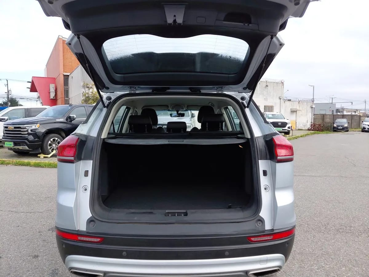 Geely Azkarra 1.5t Comfort 4x2 6at 5p año 2022