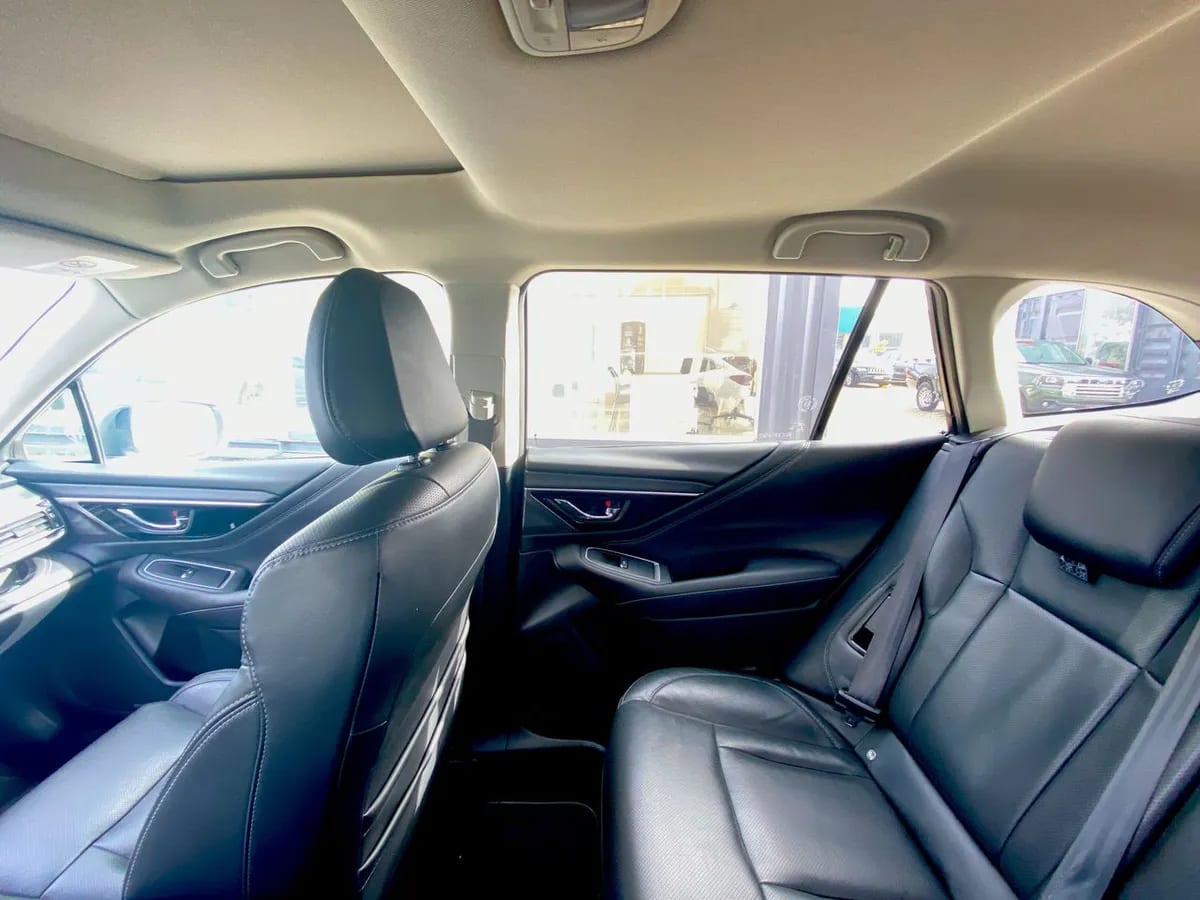 Subaru Outback 2.5i Touring Awd Cvt At 5p año 2022