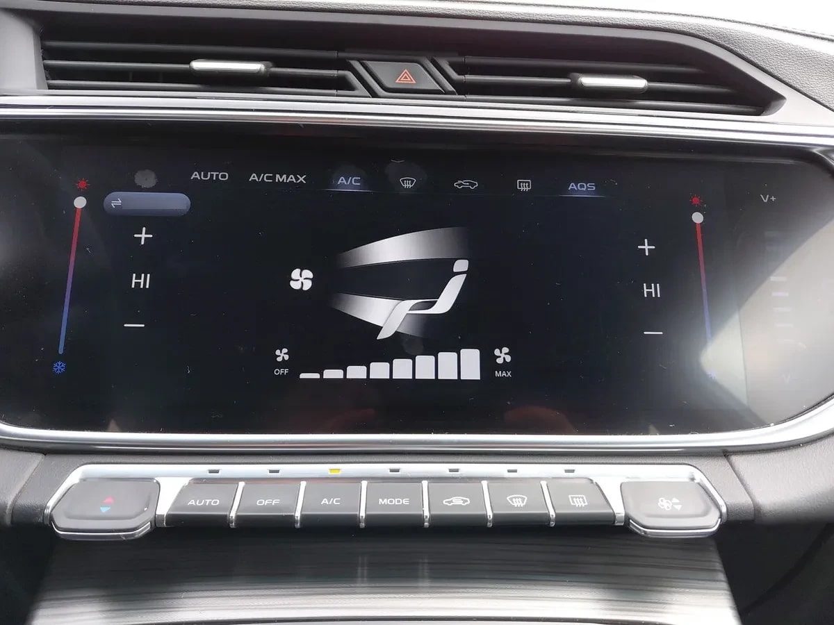 Geely Azkarra 1.5t Comfort 4x2 6at 5p año 2022