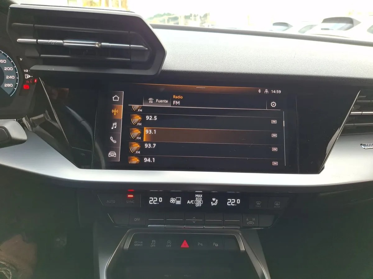 Audi A3 1.4 Tfsi 35 Sport 4x2 Sdn At 4p año 2024