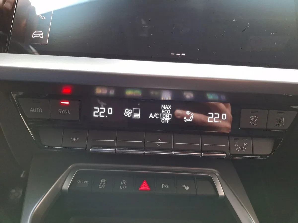 Audi A3 1.4 Tfsi 35 Sport 4x2 Sdn At 4p año 2024