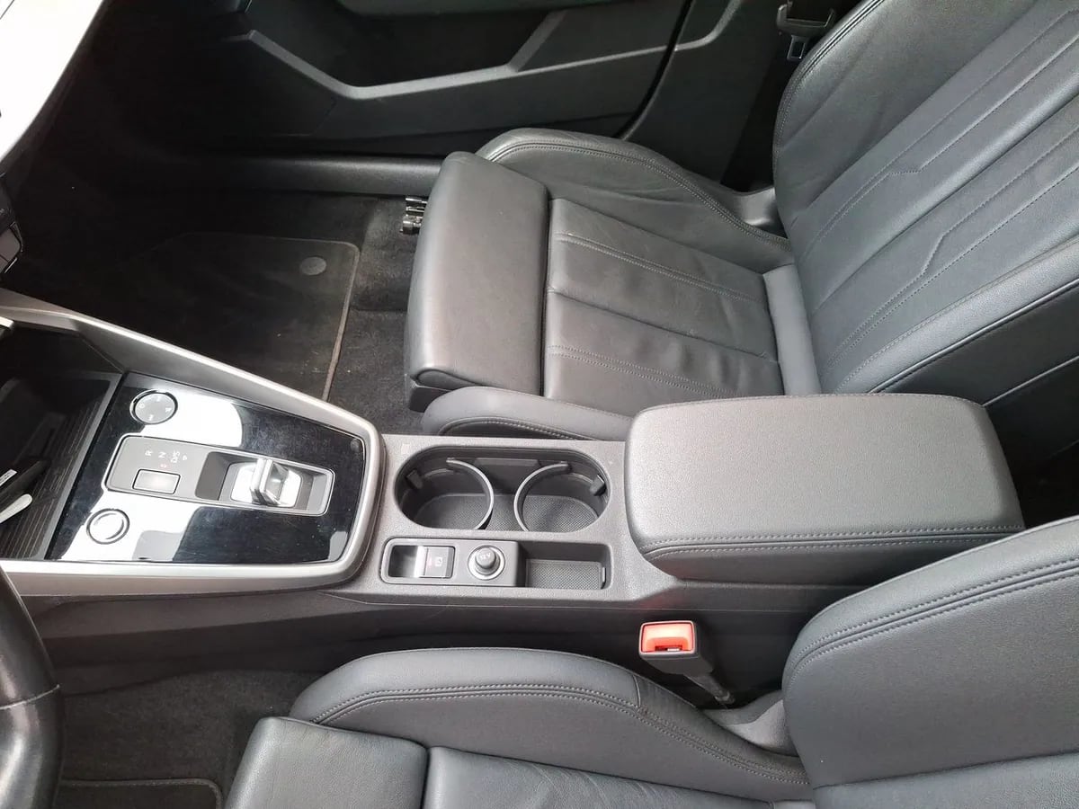 Audi A3 1.4 Tfsi 35 Sport 4x2 Sdn At 4p año 2024
