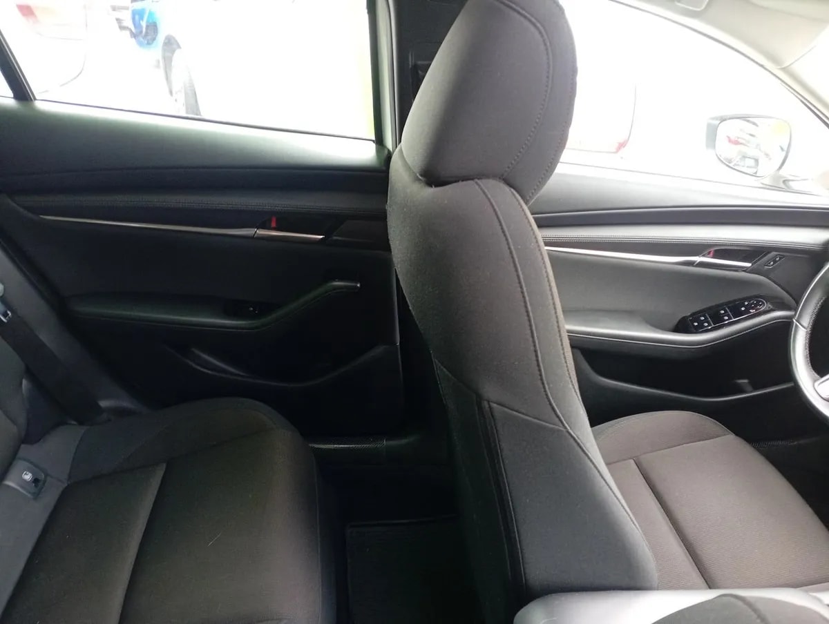 Mazda 3 2.0 V 4x2 Sdn 6at 4p año 2023