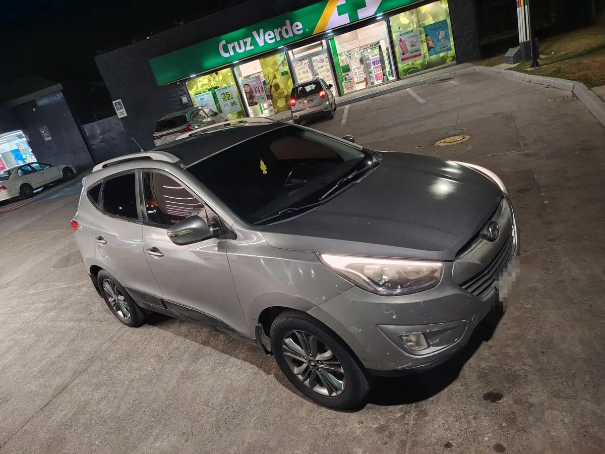 HYUNDAI TUCSON 2.0 Crdi Lm P/e 5dr Gl Ac At Diesel año 2015