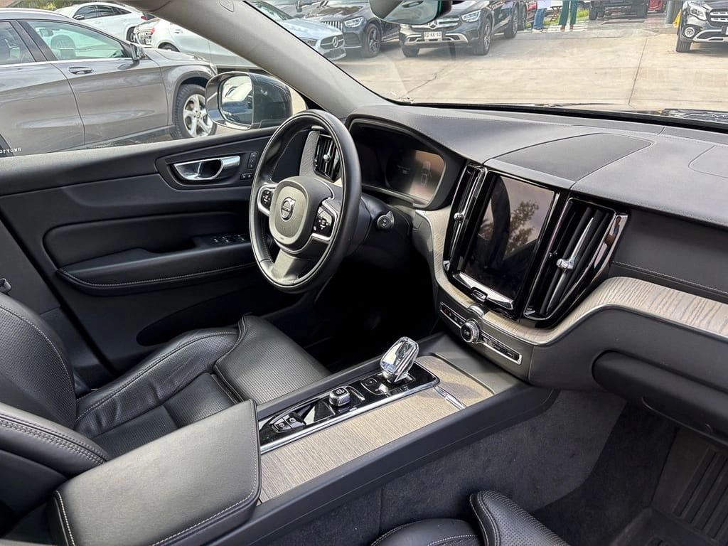 Volvo Xc60 Ii T8 Recharge Awd 2.0 año 2023