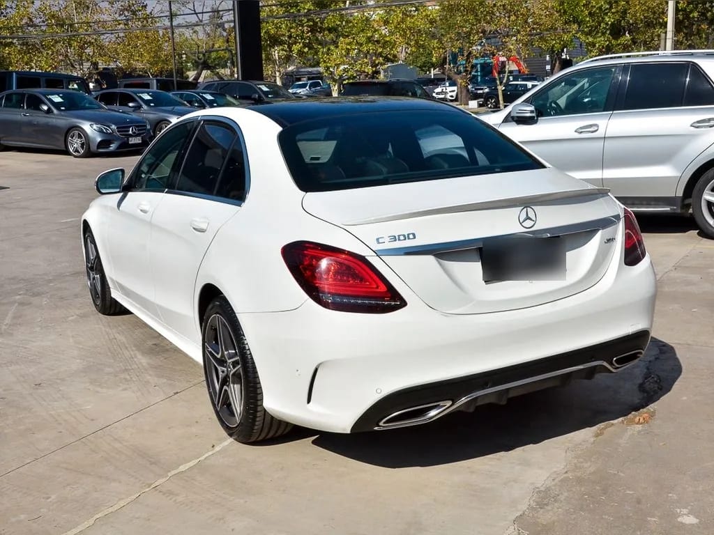 Mercedes-Benz C 300 2.0 T año 2021