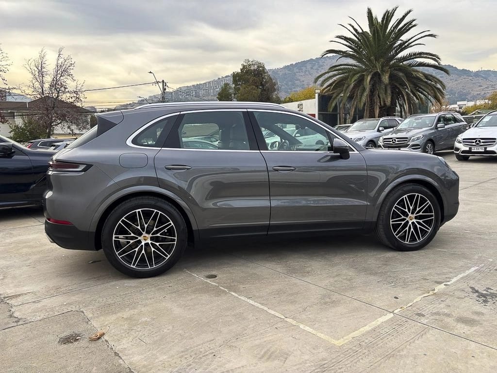 Porsche Cayenne 3.0 V6 E3 At 4x4 año 2024