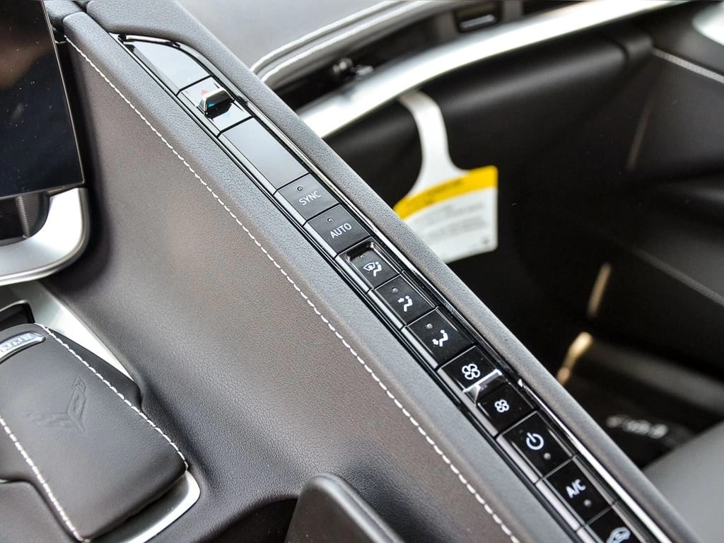 Chevrolet Corvette Stingray C8 V8 6.2 L año 2026