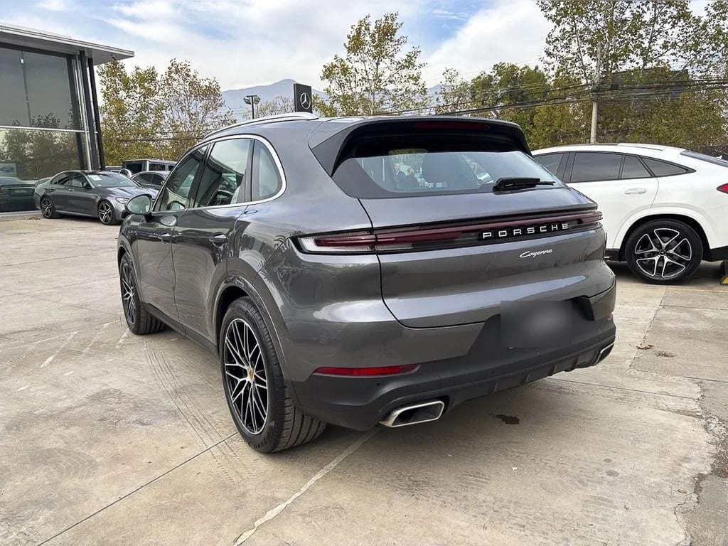 Porsche Cayenne 3.0 V6 E3 At 4x4 año 2024