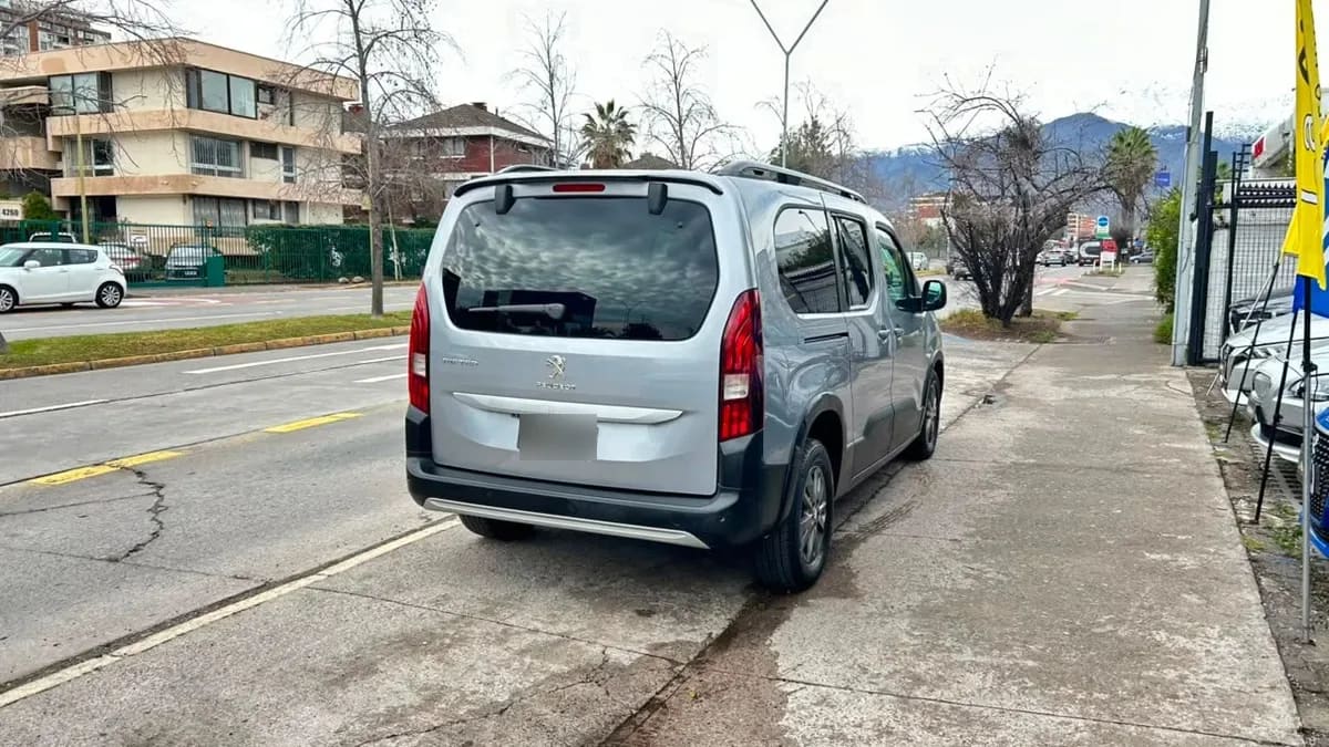 Peugeot Rifter Puretech 130 1.2 Aut año 2022