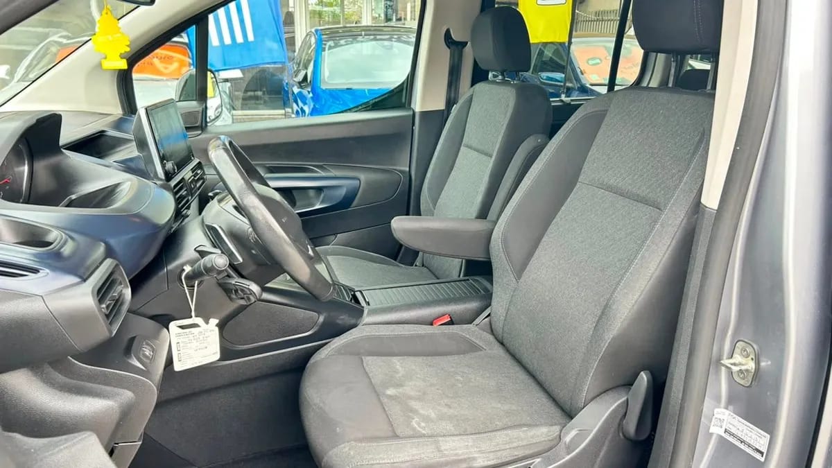 Peugeot Rifter Puretech 130 1.2 Aut año 2022