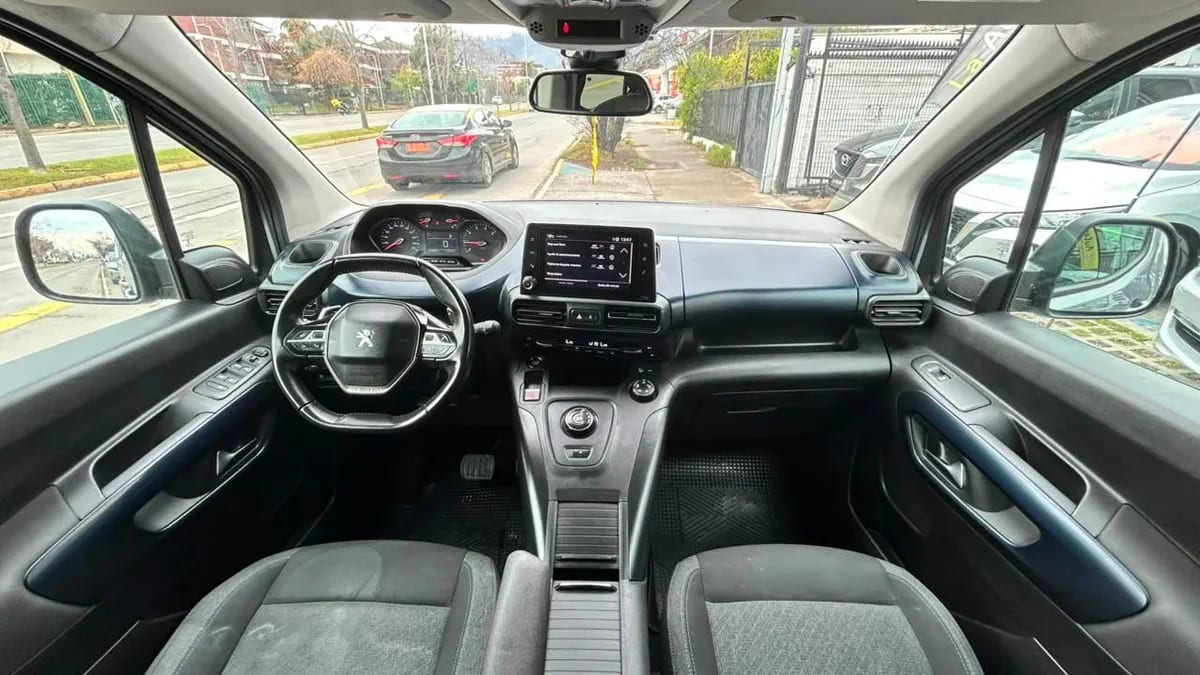 Peugeot Rifter Puretech 130 1.2 Aut año 2022