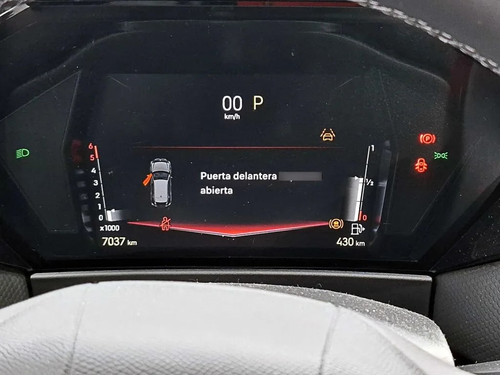 DS Automobiles Ds 4 Cross año 2026