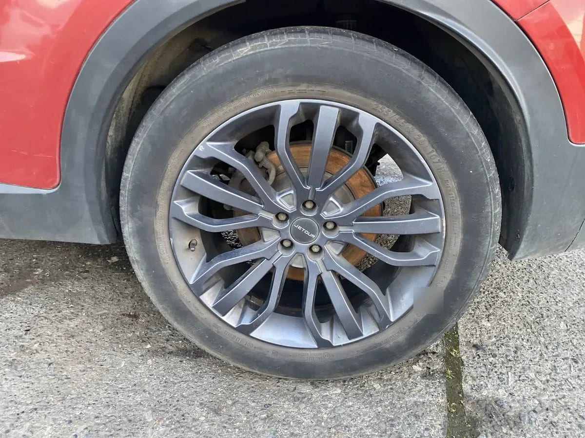 Jetour X70 1.5t Glx 4x2 At 5p año 2023