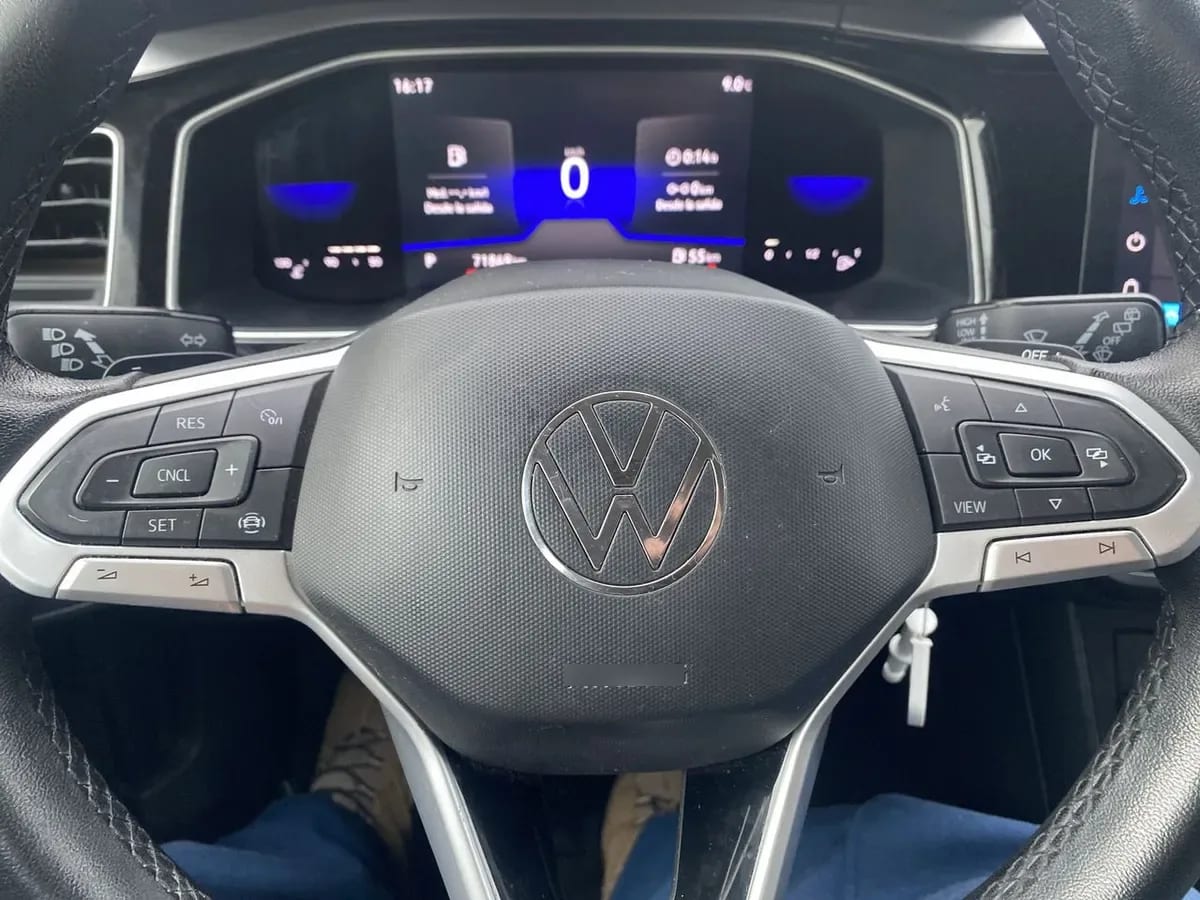 Volkswagen Nivus 1.0 Tsi Comfortline 4x2 At 5p año 2023
