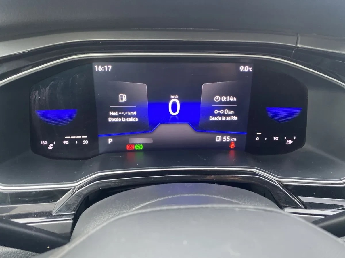 Volkswagen Nivus 1.0 Tsi Comfortline 4x2 At 5p año 2023