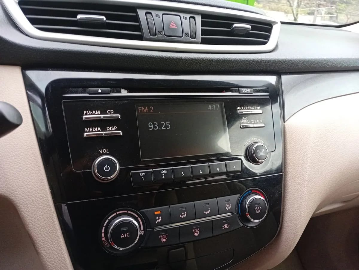 Nissan X-Trail 2.5 Sense 4x2 Cvt At 5p año 2016