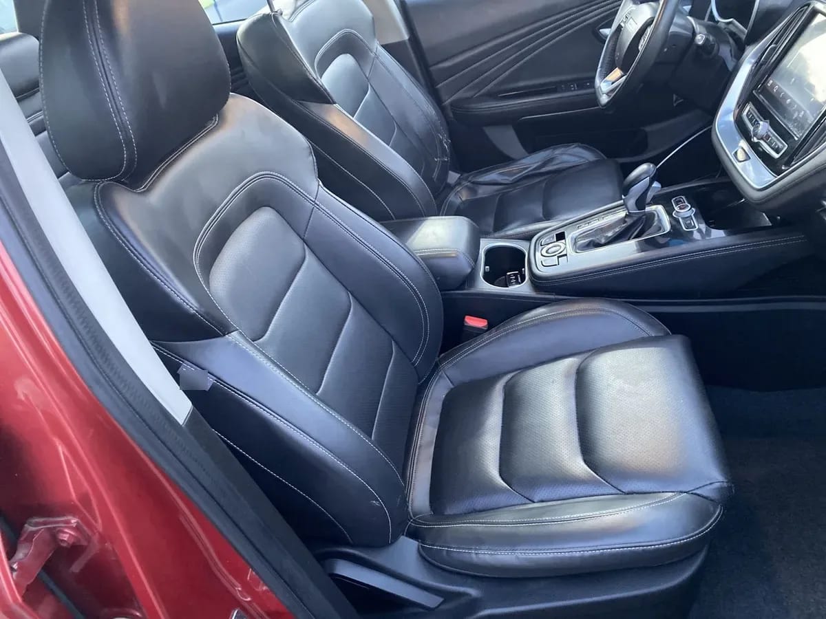 Jetour X70 1.5t Glx 4x2 At 5p año 2023
