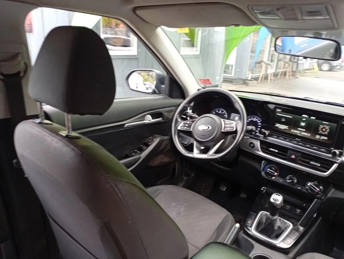 Kia Seltos 1.6 Ex 4x2 6mt 5p año 2021