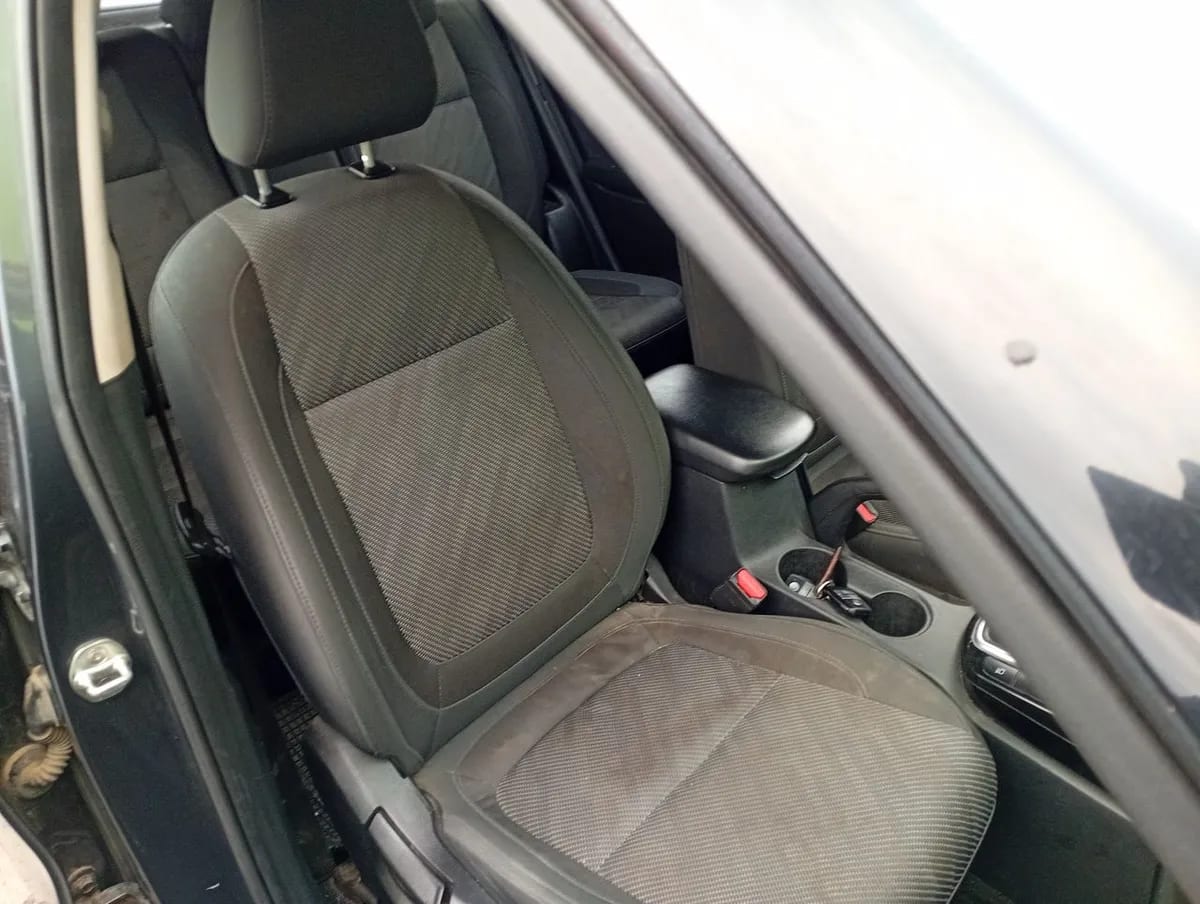 Kia Seltos 1.6 Ex 4x2 6mt 5p año 2021