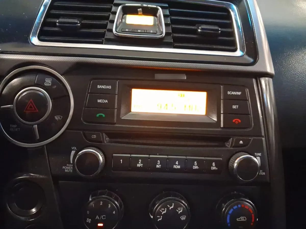 Ssangyong Actyon Sports 2.2 Diesel 4wd 6as711 Ll Dob. Cab. Mt 4p año 2019