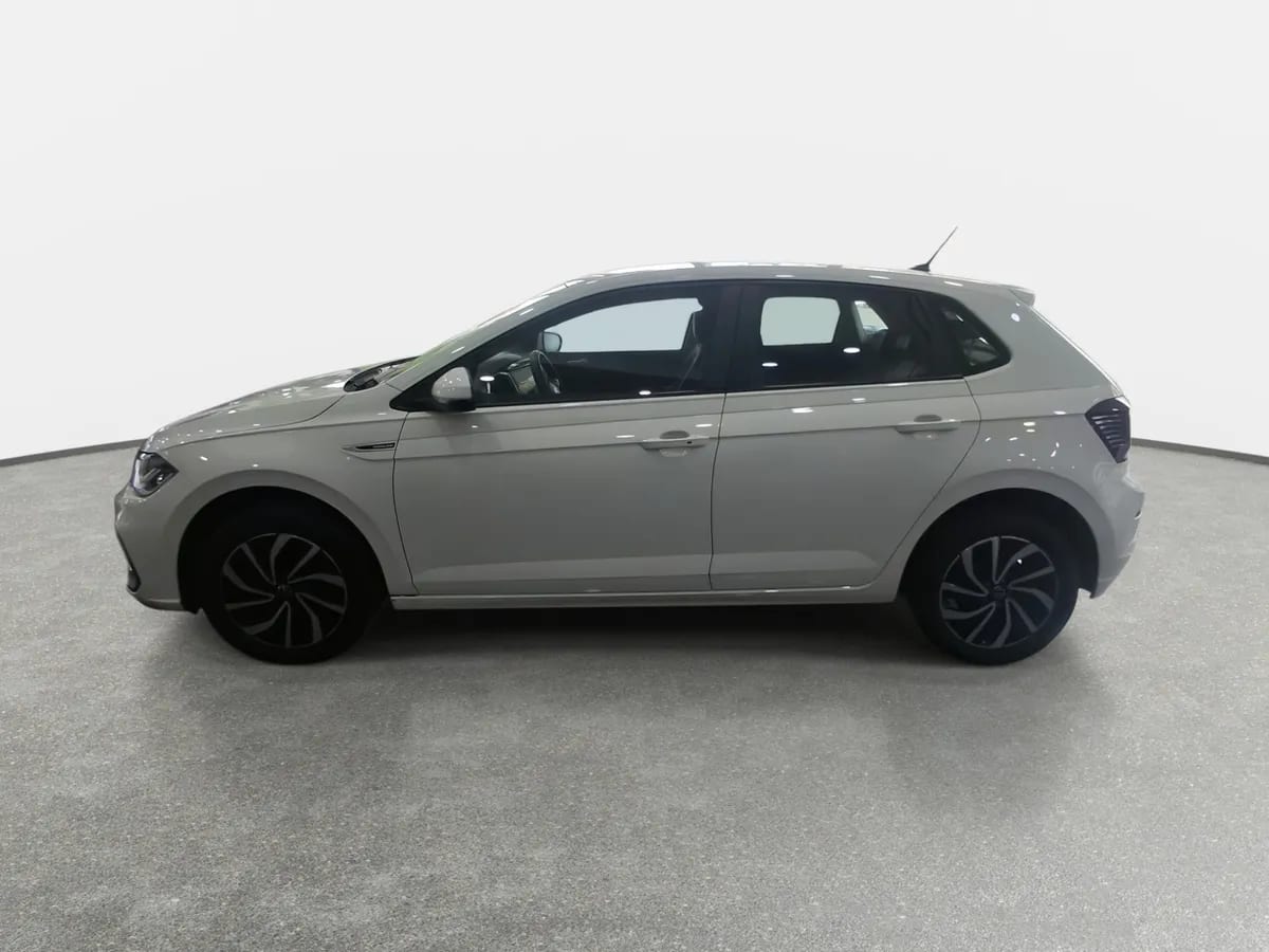Volkswagen Polo 1.0t Highline 4x2 At6 5p año 2025