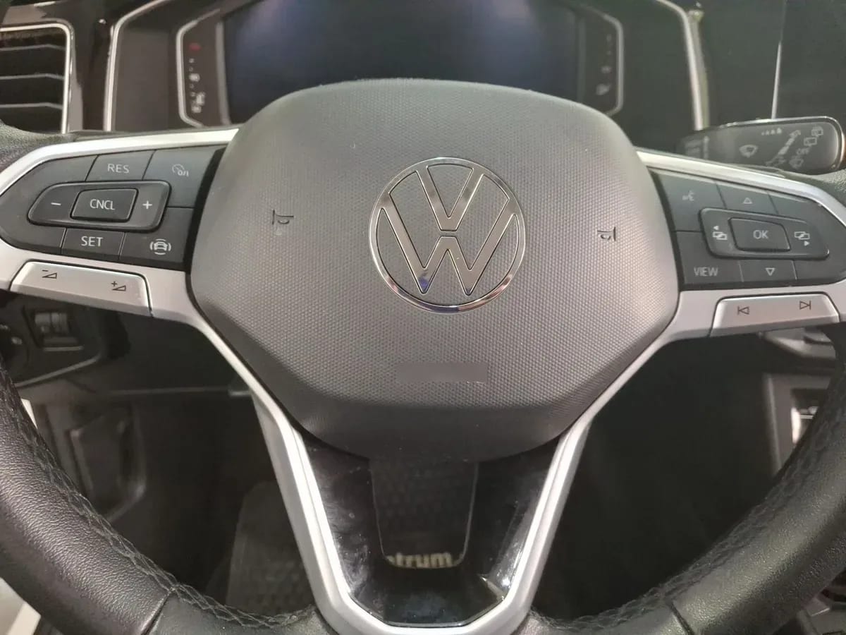 Volkswagen Polo 1.0t Highline 4x2 At6 5p año 2025