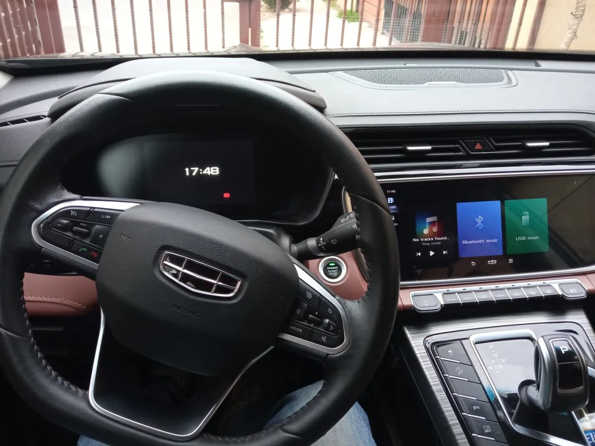 Geely Azkarra 1.5 Turbo Luxury At año 2022