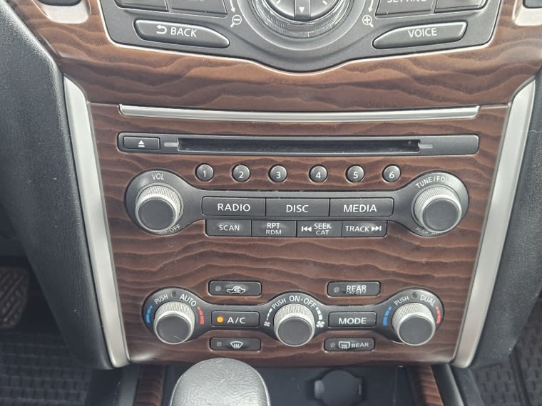 Nissan Pathfinder 4x4 3.5 Aut Cvt Exclucive año 2018