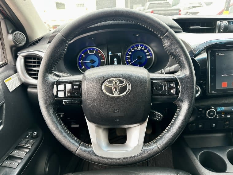 Toyota Hilux Hilux 2.8 Srv At 4x4 año 2020
