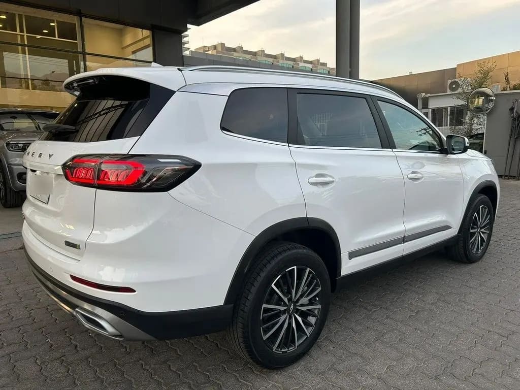 Chery Tiggo 8 Pro 1.5t Phev Hybrid 4x2 At 5p año 2024