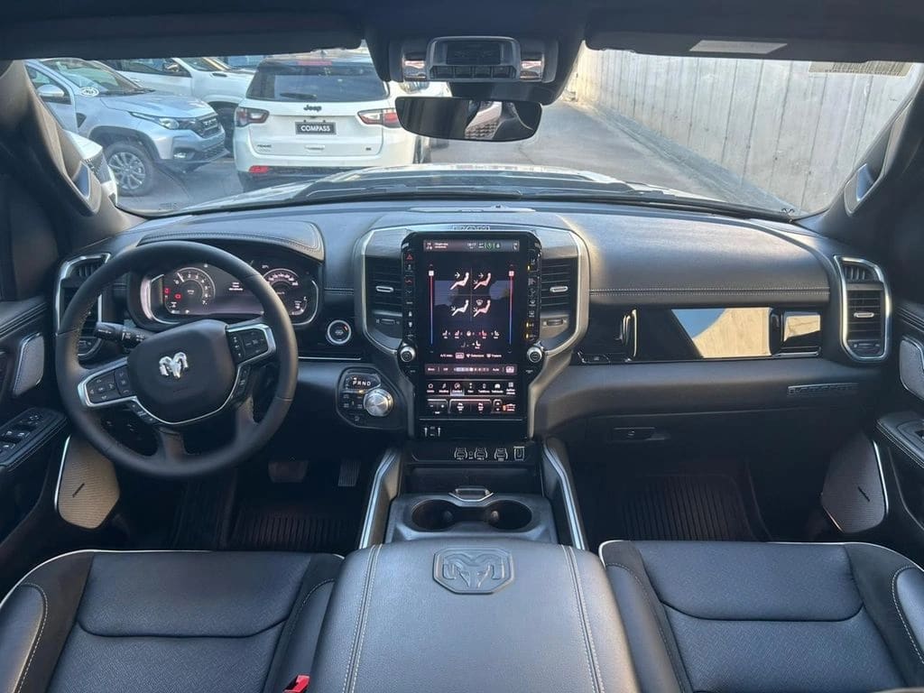 Ram 1500 Laramie 4x4 3.0t At año 2025