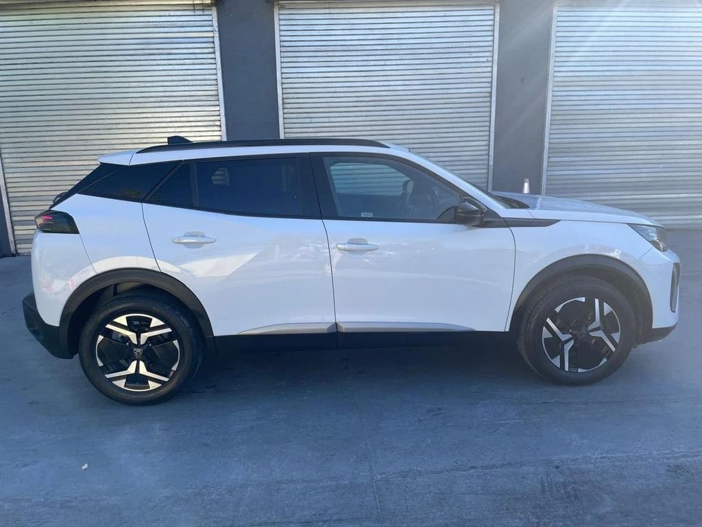 Peugeot 2008 1.2 Allure Pack Puretech 130 At año 2024