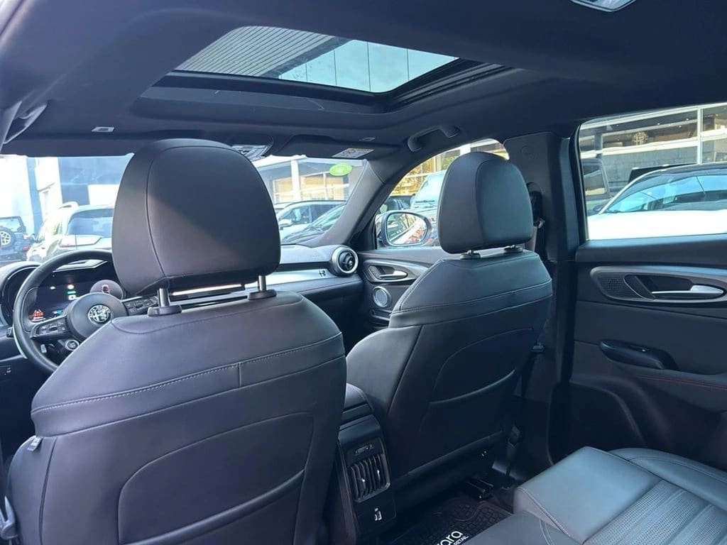 Alfa Romeo Tonale 1.3 Tributo Phev Hybrid 4x4 At 5p año 2025