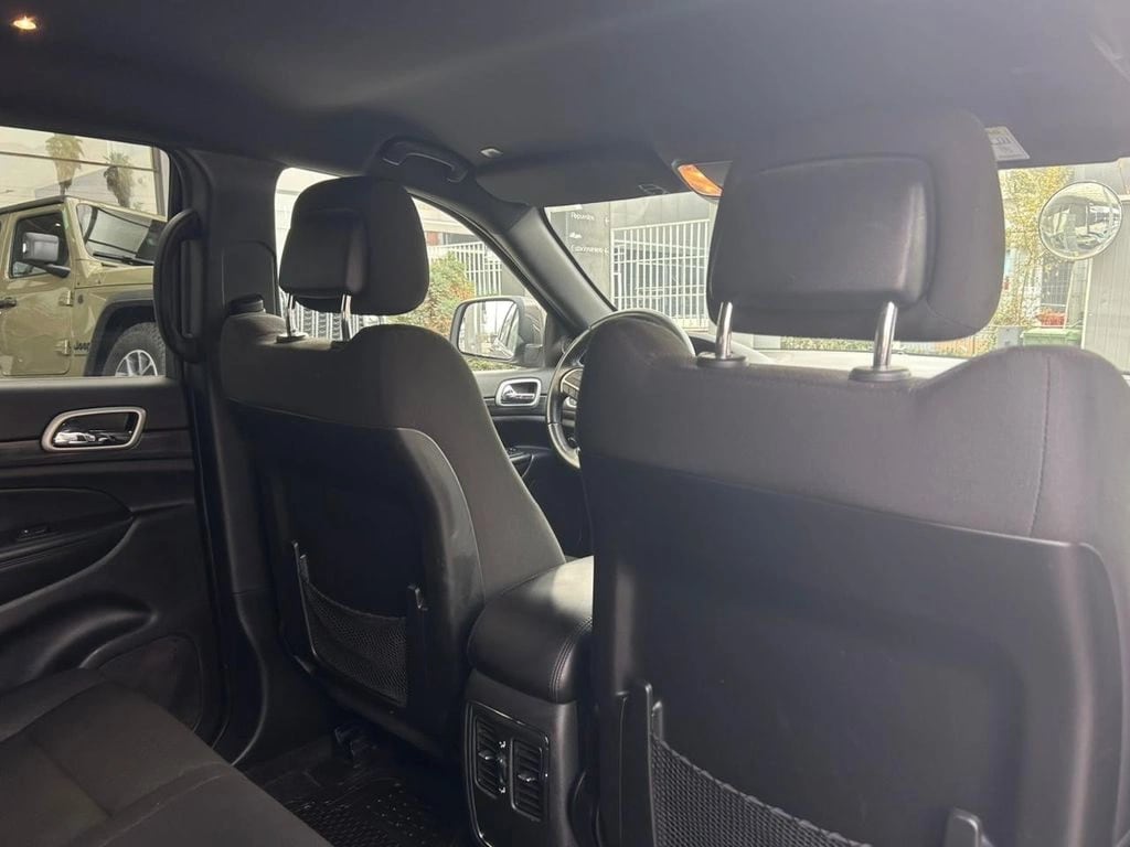 Jeep Grand Cherokee 3.6 Laredo At año 2022