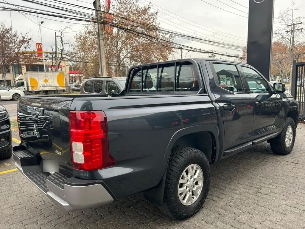 Mitsubishi L200 2.4 Katana Xrt Mt 4x4 Diesel año 2025